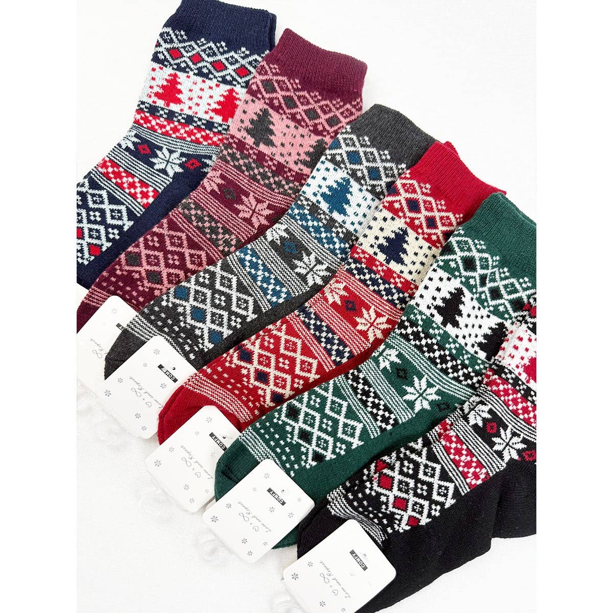 SnowFlake and Tree Print Cozy Cabin Socks