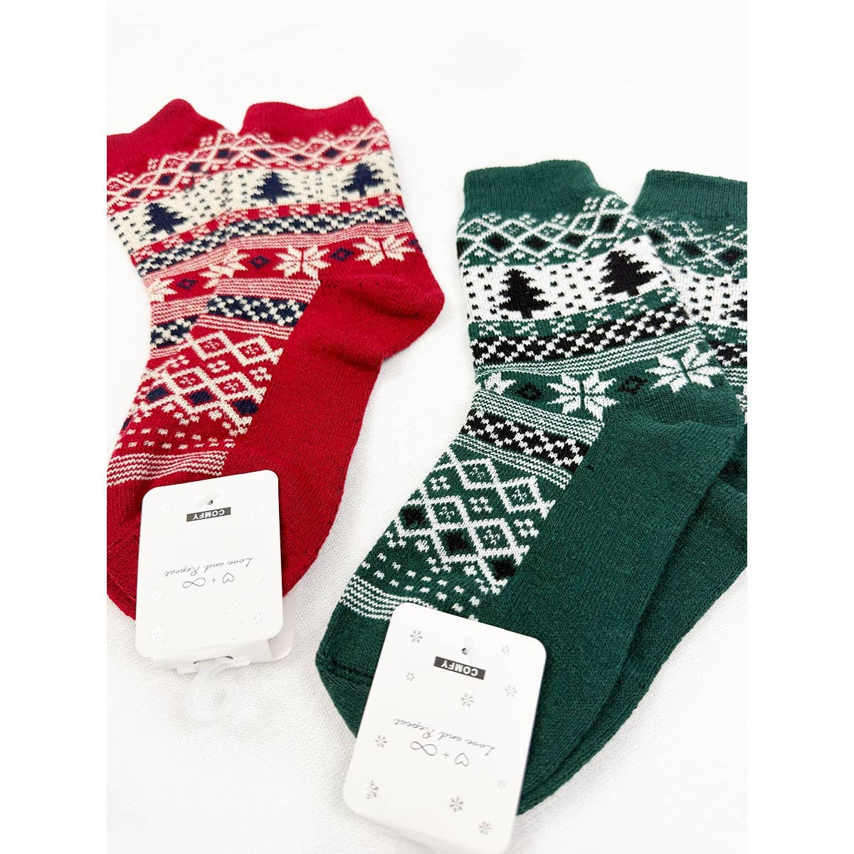 SnowFlake and Tree Print Cozy Cabin Socks