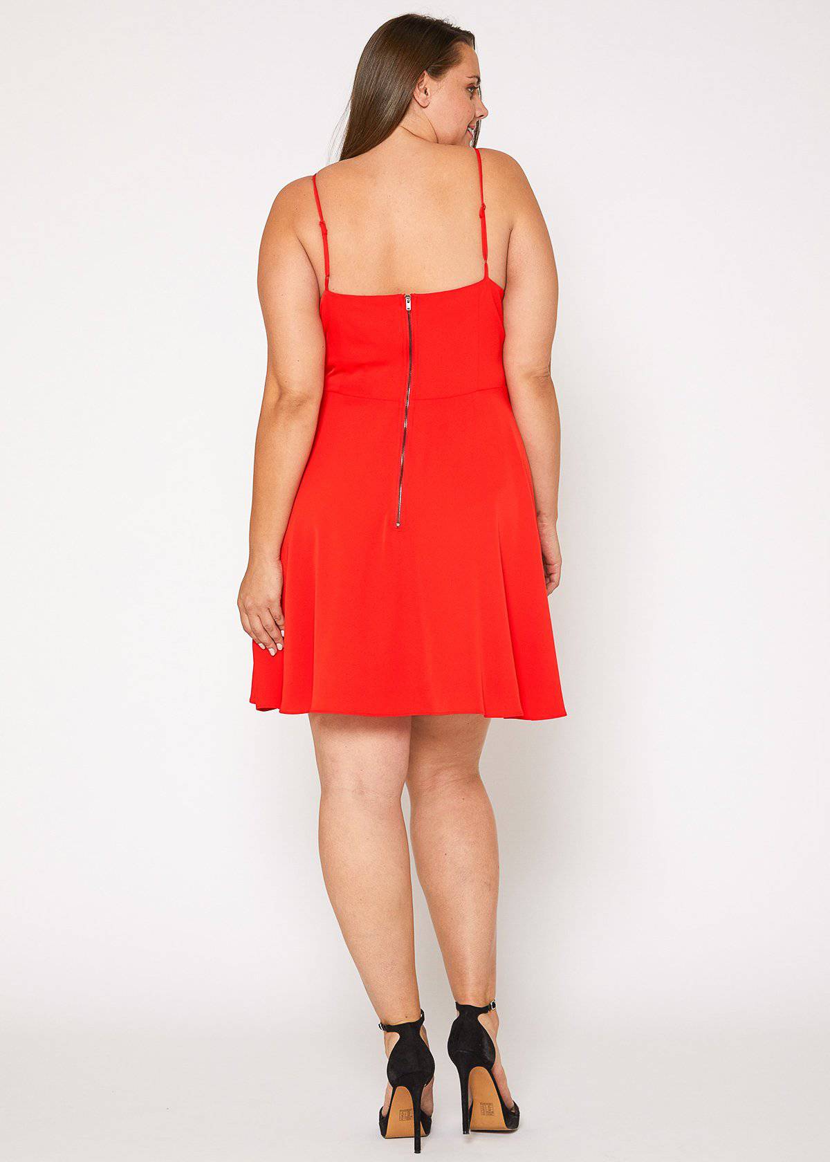 Nurode's Plus Size V-neck Cocktail Dress in Poppy Red