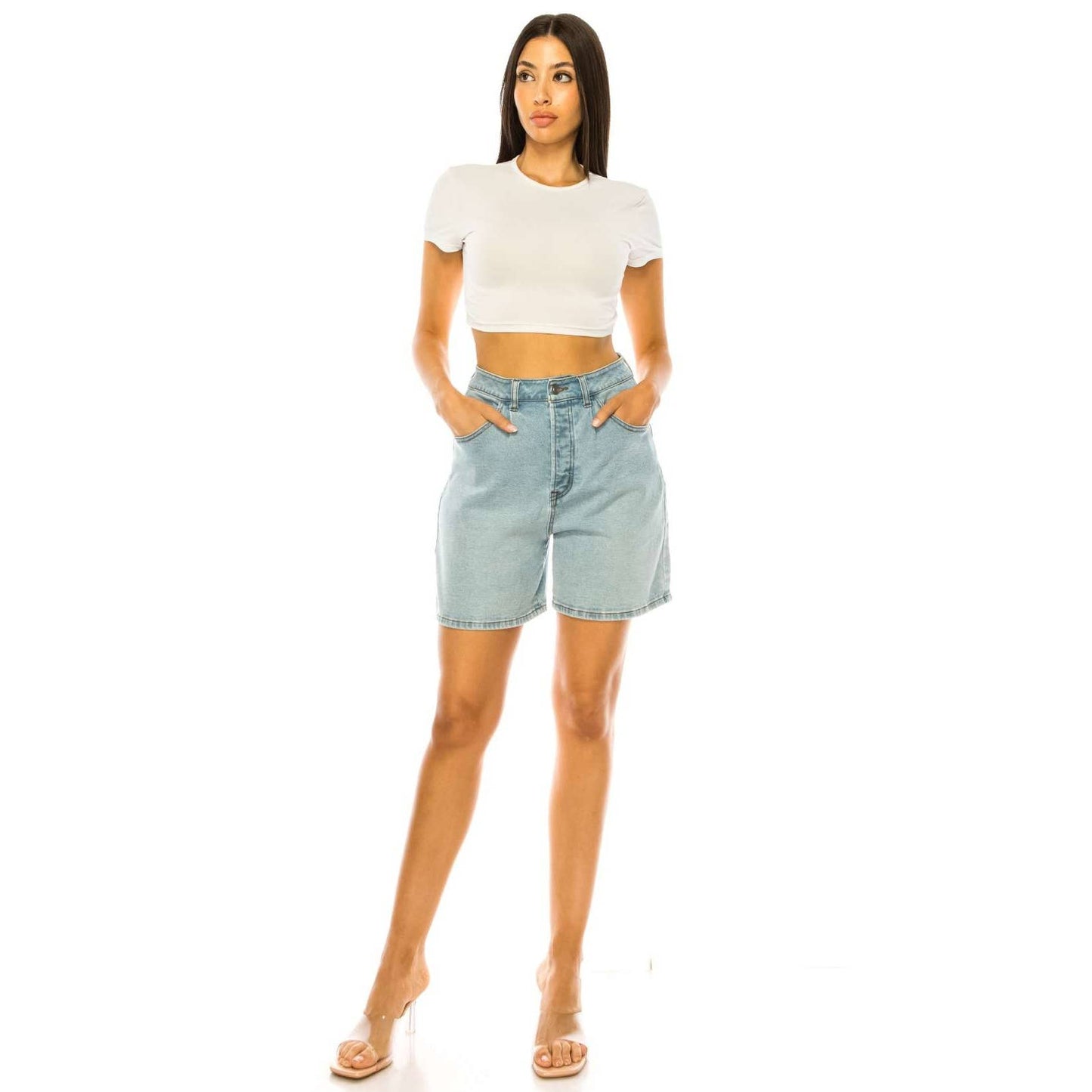 WIDE LEG LIGHT COLOR FRONT PIN TUCK DENIM JEAN SHORTS