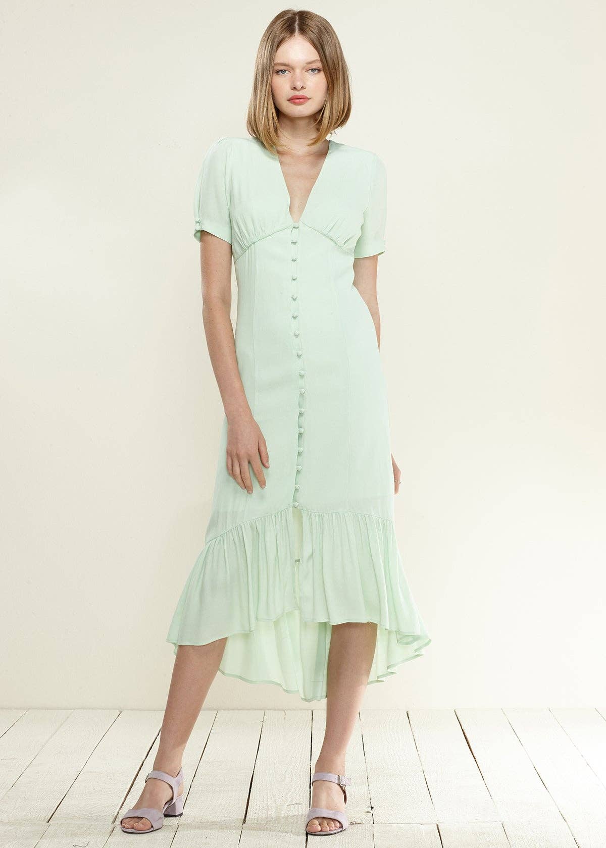 Nurode's V-Neck Mermaid Button Down Maxi Dress