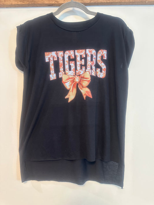 Tigers Bow