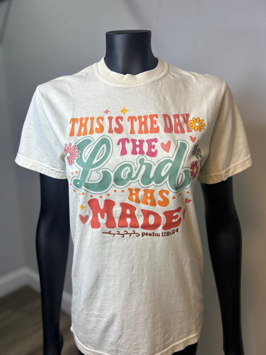 Psalm 118:24 Tee