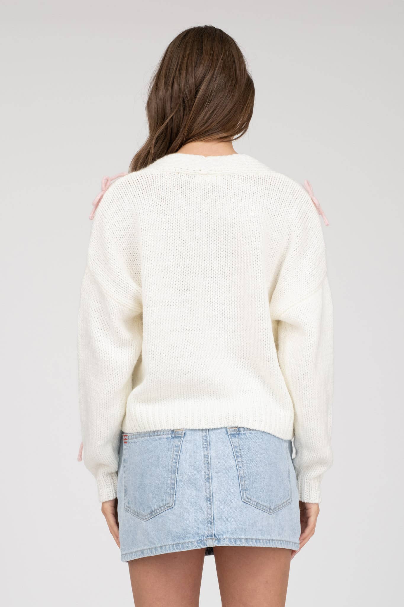 BOW DETAIL BUTTON DOWN CROPPED KNIT CARDIGAN