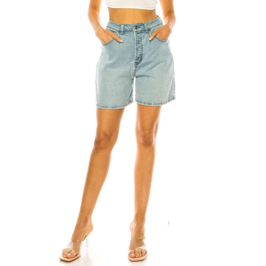 WIDE LEG LIGHT COLOR FRONT PIN TUCK DENIM JEAN SHORTS