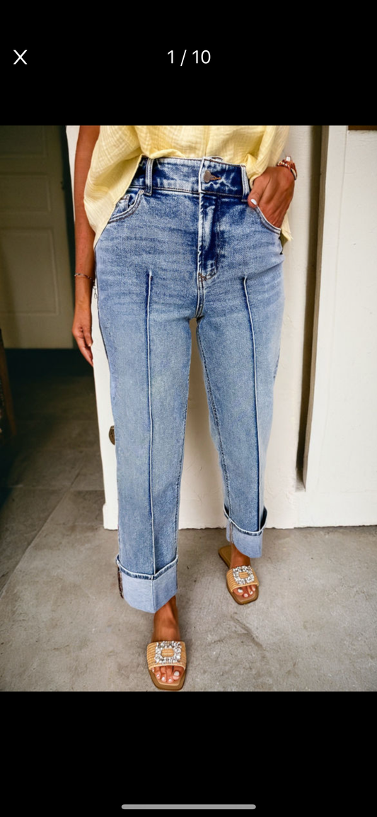 Center Seam Cuffed Straight High Waist Jeans