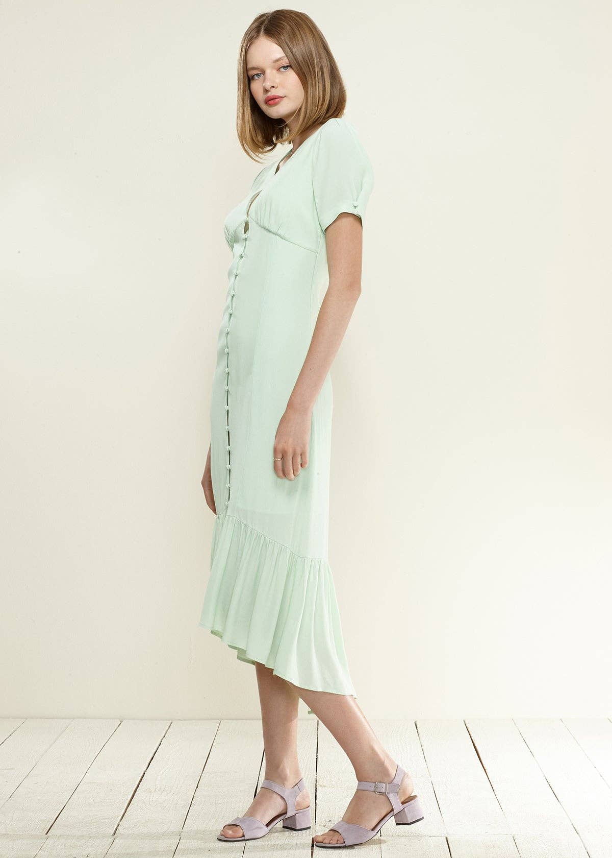 Nurode's V-Neck Mermaid Button Down Maxi Dress
